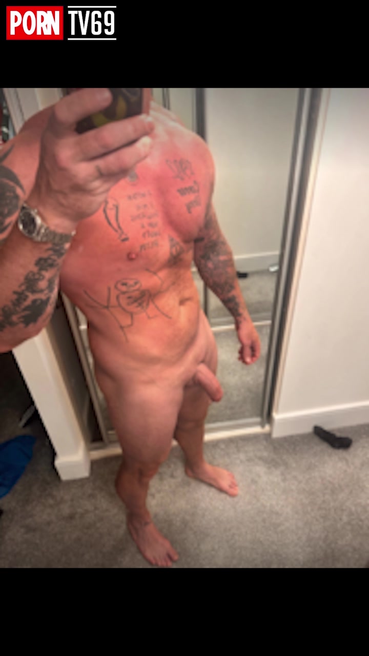 Right Guys Reviews Onlyfans nude video showing big cock!!!