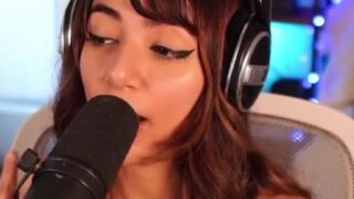 Denims Onlyfans Showing Off Her Huge Boobs On Live Stream