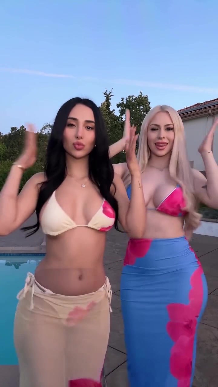 Briialexia And Alexia Magallon Show Off Their Sexy Bodies