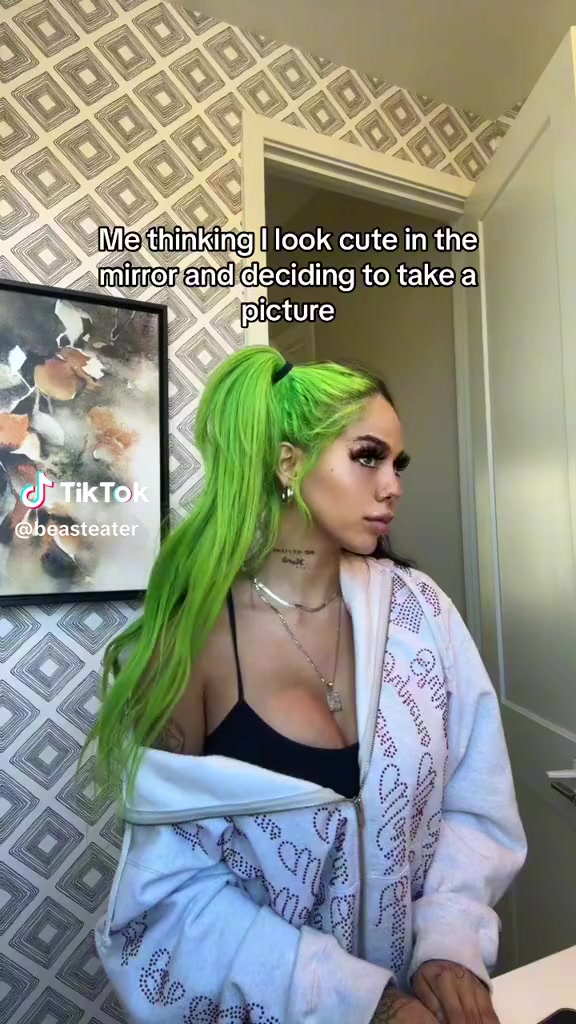 BeastEater Onlyfans Showing Off Her Huge Breasts