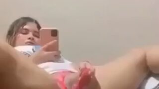 Video Yacuny Masturbates Naked With A Dildo Is Hot Viral