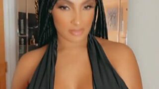 RealAimeeO Onlyfans Showing Off Her Hot Body